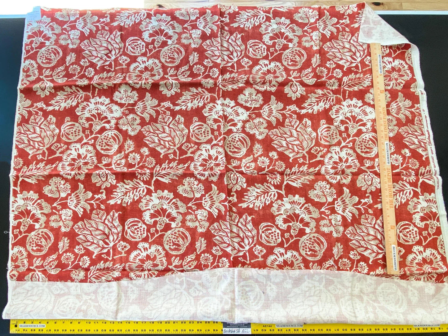 6 Berkbox56 1.5 yard Scalamandre Calais Linen Print Coral Red White