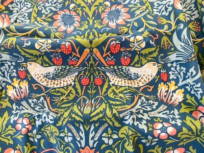 10 Berkbox56 2.4 yard Scalamandre Bird Strawberry Thief William Morris Floral pattern Blue