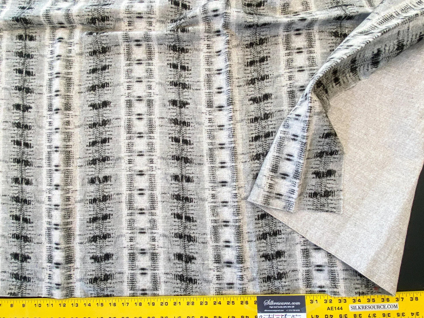 13 Berkbox56 1.2 yard Scalamandre Nebula-GX Meteor Cotton Linen Print