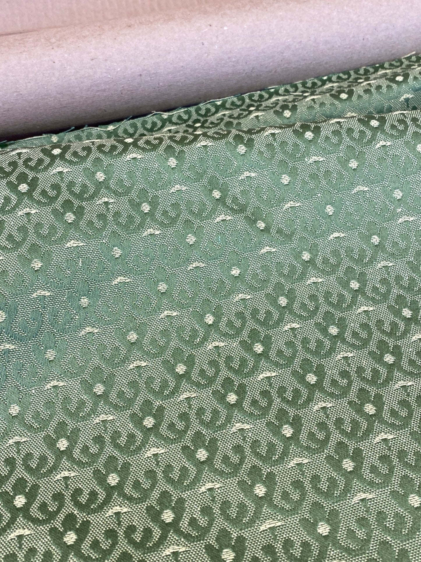 Scalamandre Duca Di Borgogna Compose Verde Green Linen Silk Jacquard Small Scale MSRP USD298/y