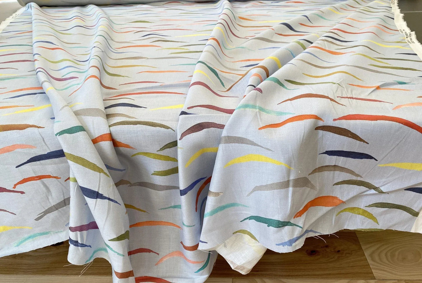 Scalamandre Salvo Confetti MSRP USD 206/Y Stunning Abstract Art On Linen Seagull