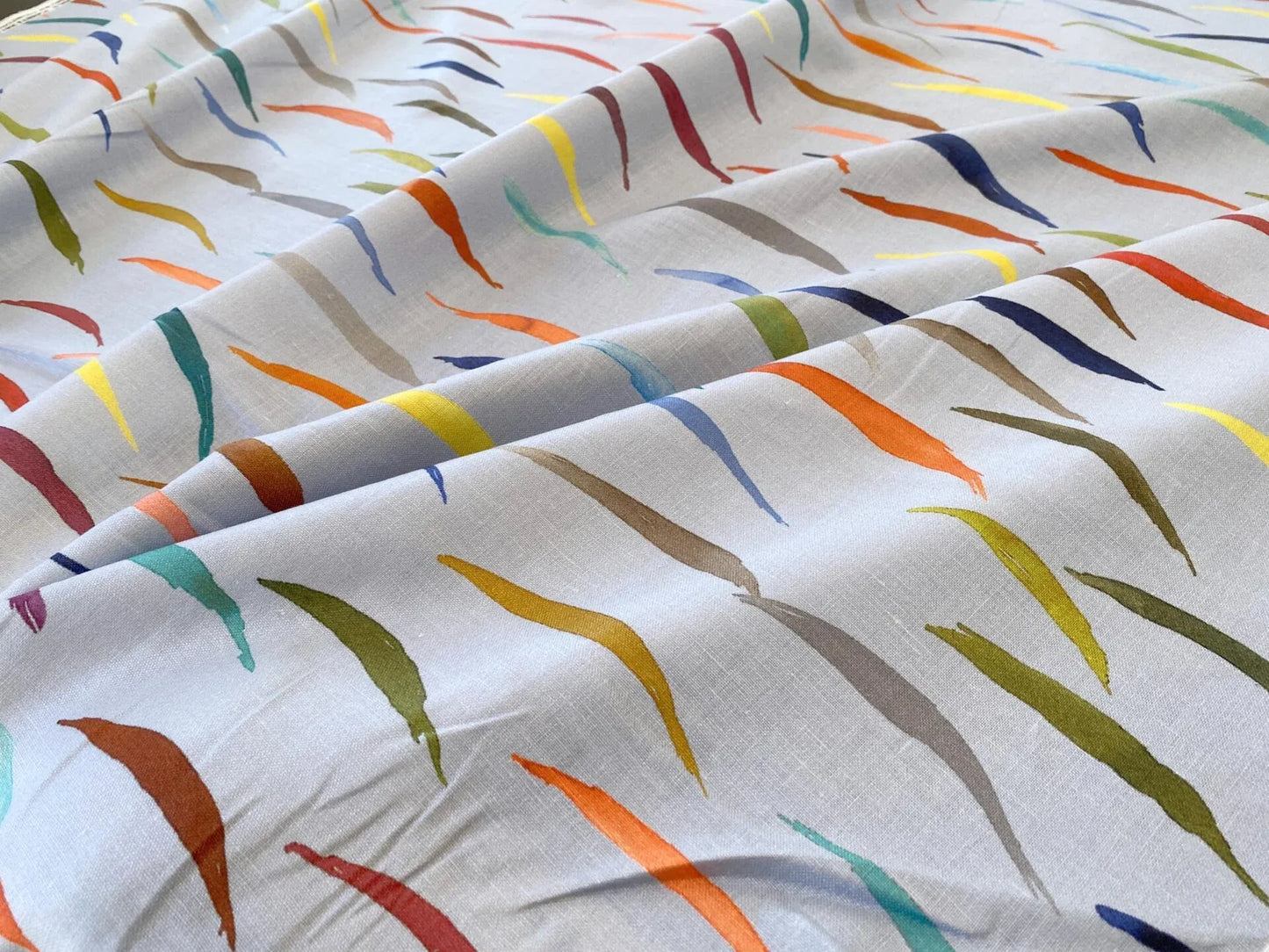 Scalamandre Salvo Confetti MSRP USD 206/Y Stunning Abstract Art On Linen Seagull