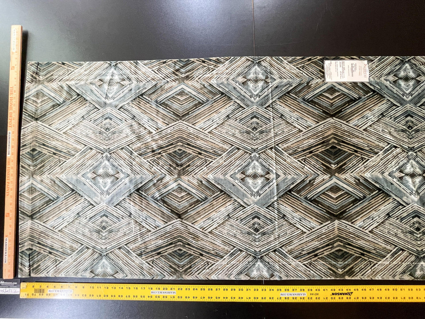 Scalamandre Kochi Velvet Ocean Shades Geometric - 2.4 Yard