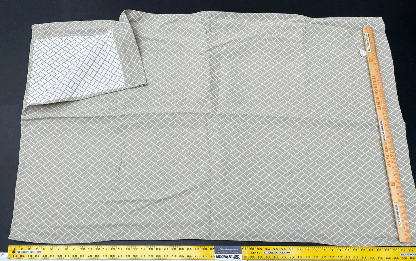 2 Berkbox57 Outdoor 2yard Scalamandre Domino Endless Summer Jacquard Flax MSRP USD 206