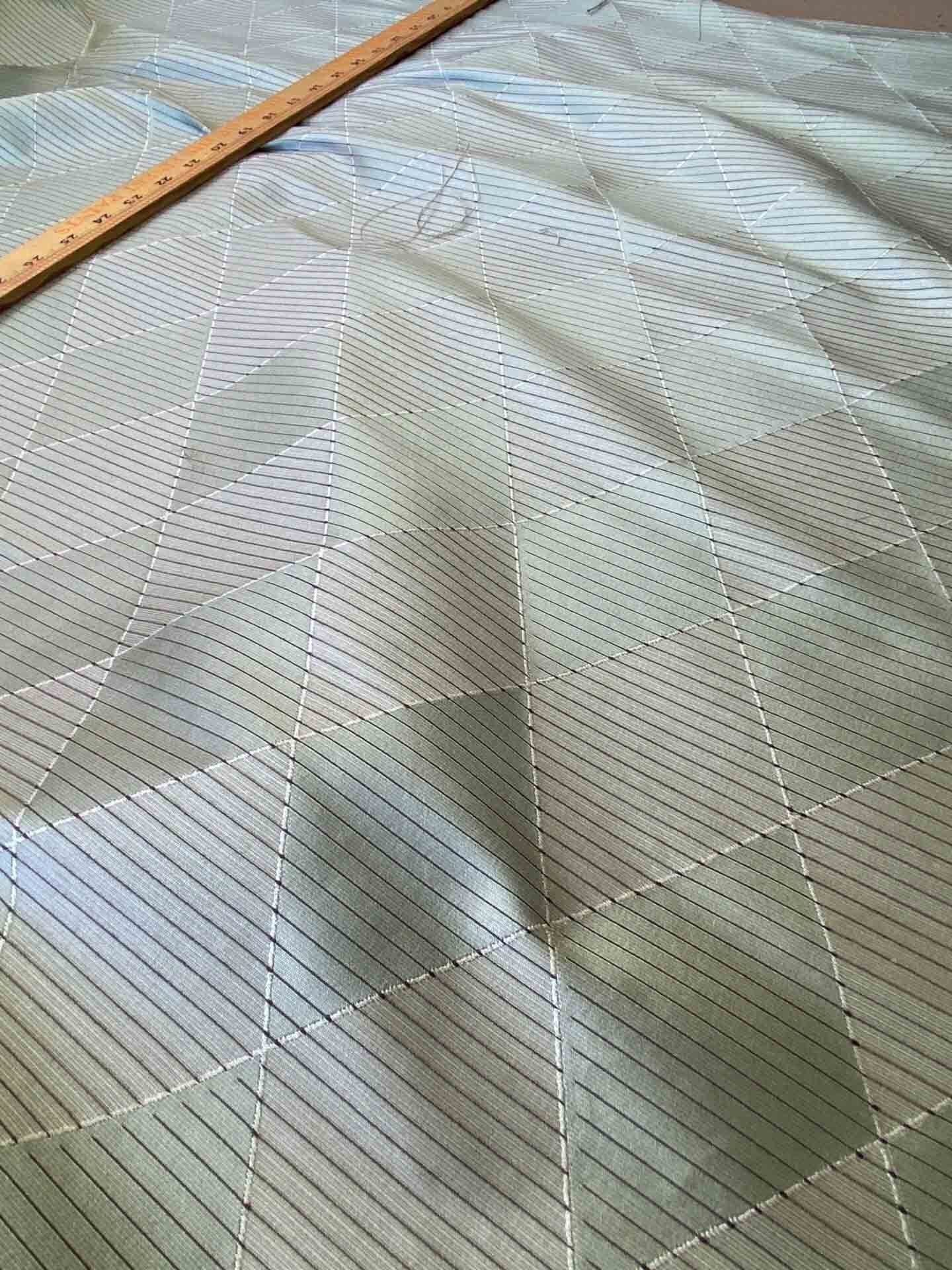 Scalamandre Forty Carats Absinthe Gray Green Silk Wool Jacquard Diamond Harlequin MSRP 188/Y