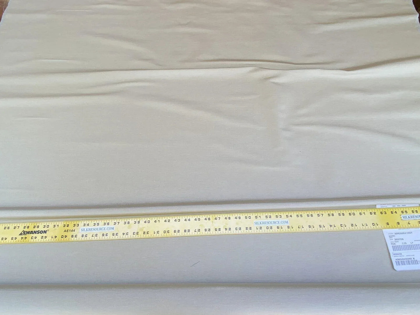 By Yd Scalamandre Bambu Sky Silk &amp; Linen Texture Solid Beige Italy MSRP USD 272/Y Glowing!