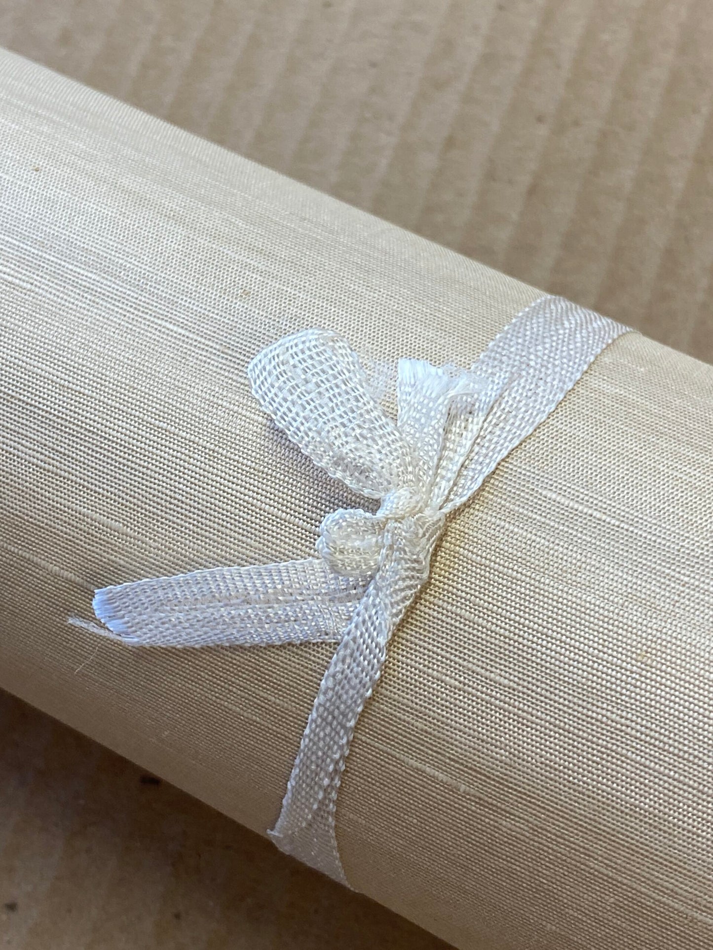 By yard Scalamandre Silk Walls Golden Wallpaper Silk on Paper Trimmed Plain Solid Texture MSRP USD 130/yard