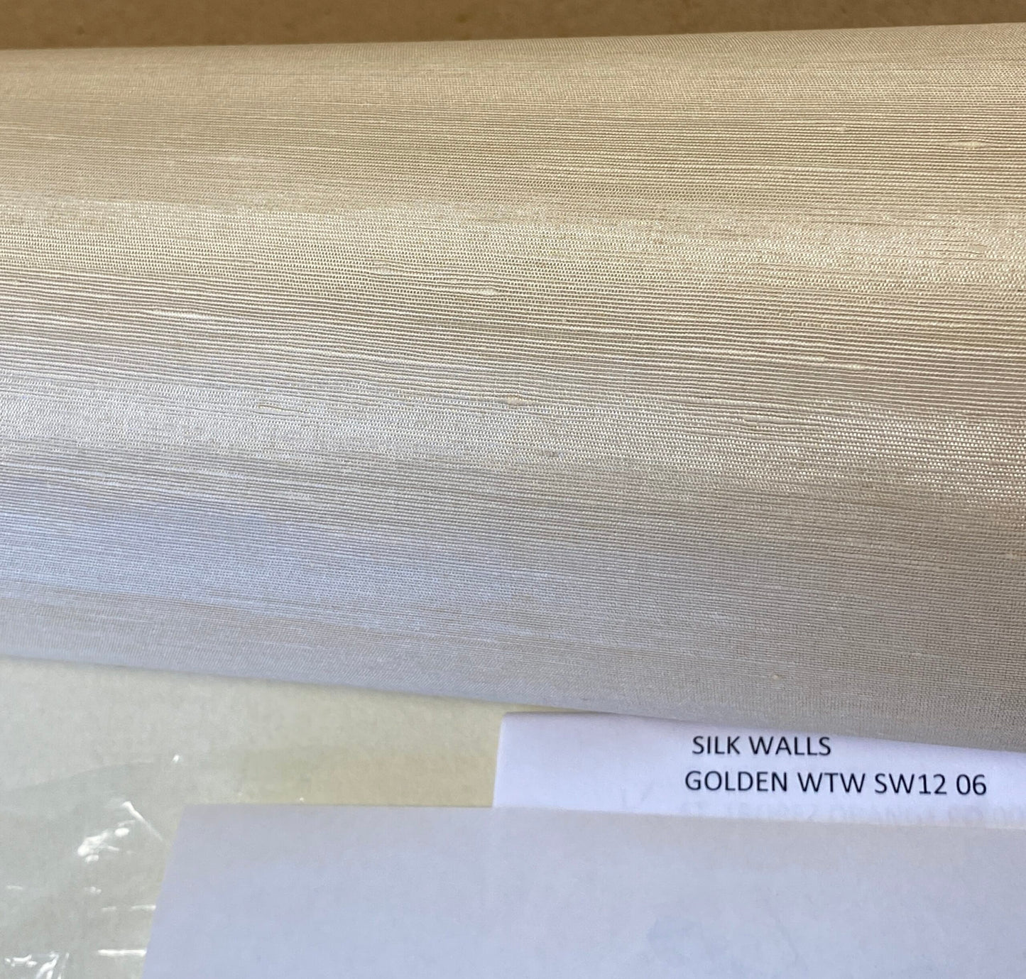 By yard Scalamandre Silk Walls Golden Wallpaper Silk on Paper Trimmed Plain Solid Texture MSRP USD 130/yard