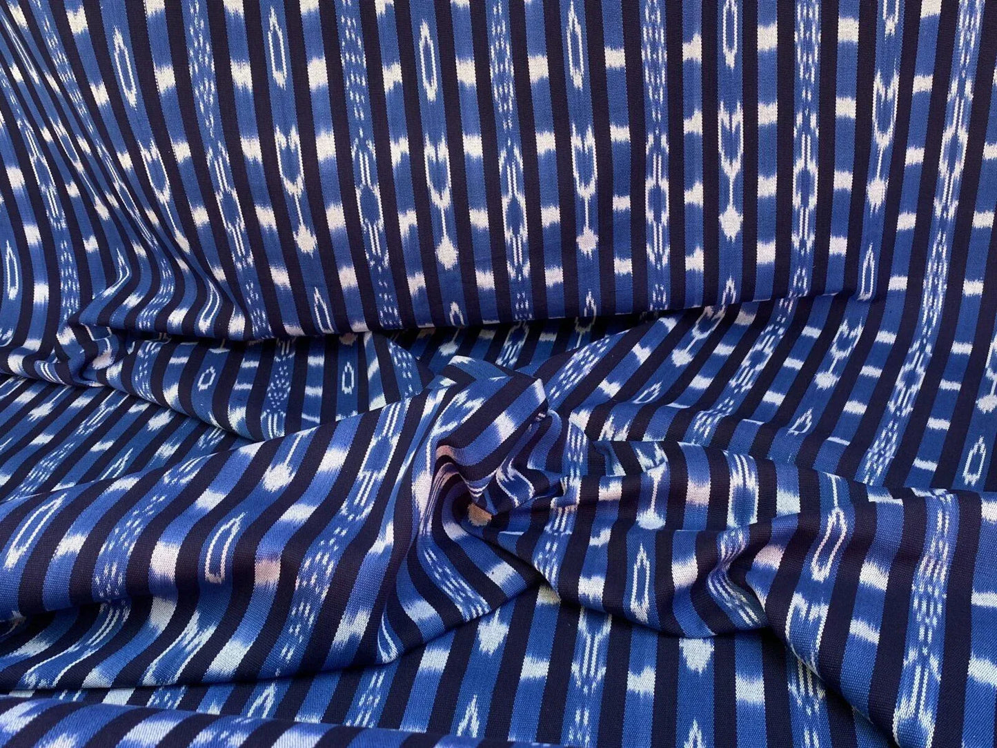 By yard Scalamandre Jakarta Ikat Stripe Indigo Asian Ikat Warp Print Blue White MSRP USD 138/Y
