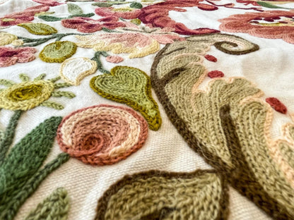 13 Berkbox54  27x27" Scalamandre Square Floral Red and Green Crewel Embroidery Lalita  MSRP USD494/Y