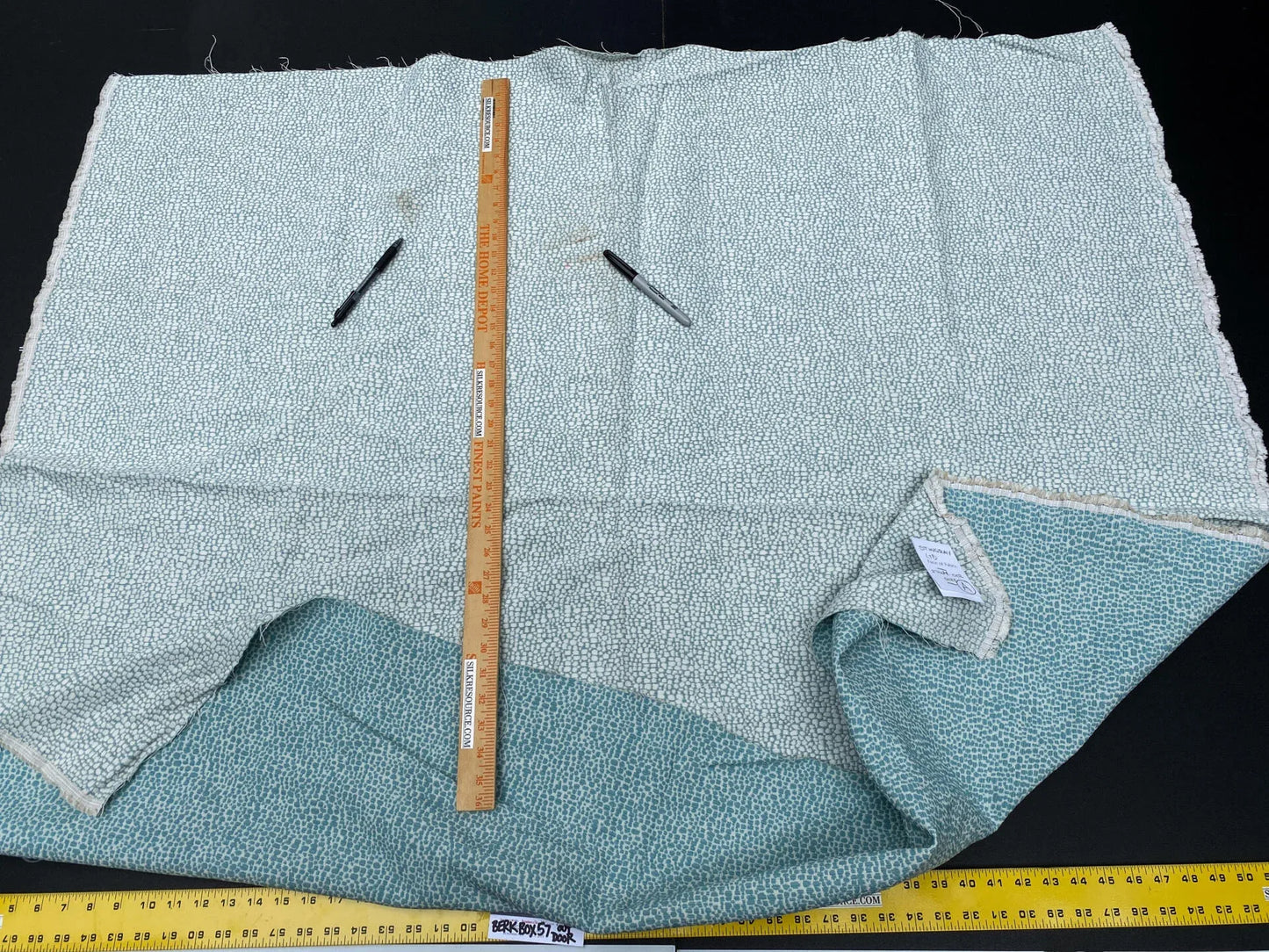 31 Berkbox57 Outdoor 1.3 yard Scalamandre STINGRAY Surf Blue Small Scale Minor Defect  MSRP USD 218