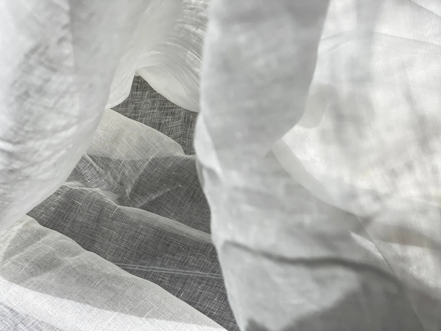 33 Berkbox57 Outdoor  Scalamandre EMELIE LINEN SHEER White Plain