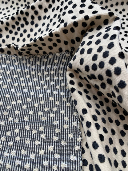 8 Berkbox89 Square Jacquard by Old World Weavers Dotty Black and White Dot Circle Viscose Cotton MSRP USD 420/Y