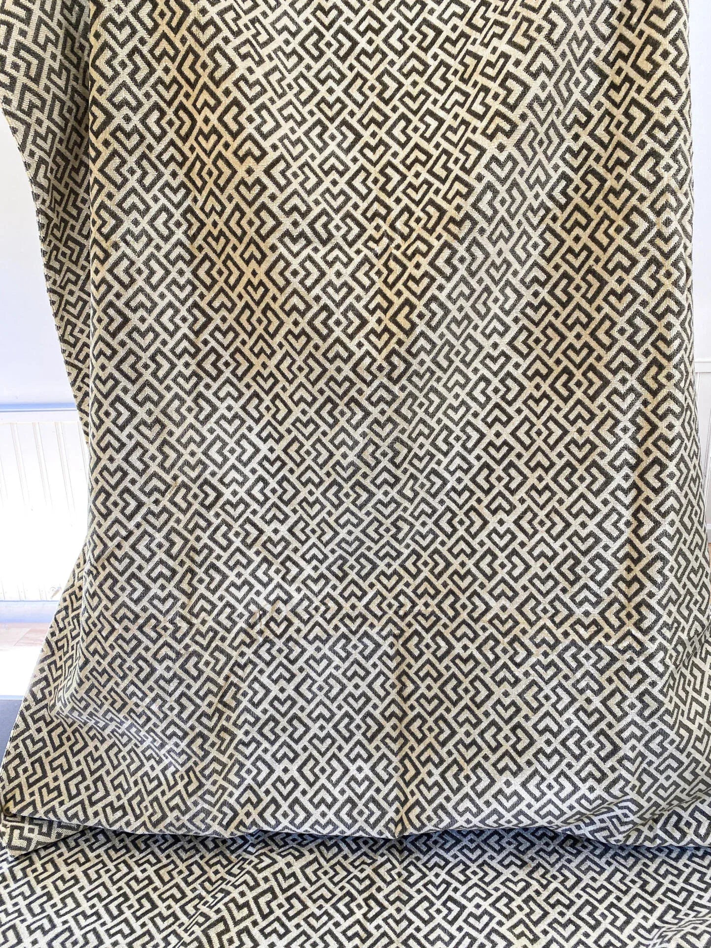 1 Berkbox64 Finished Drapery 2.4 yard Scalamandre  Colony Roma Raff Linen Velvet Geometric Brown and Beige MSRP USD 300+/Y