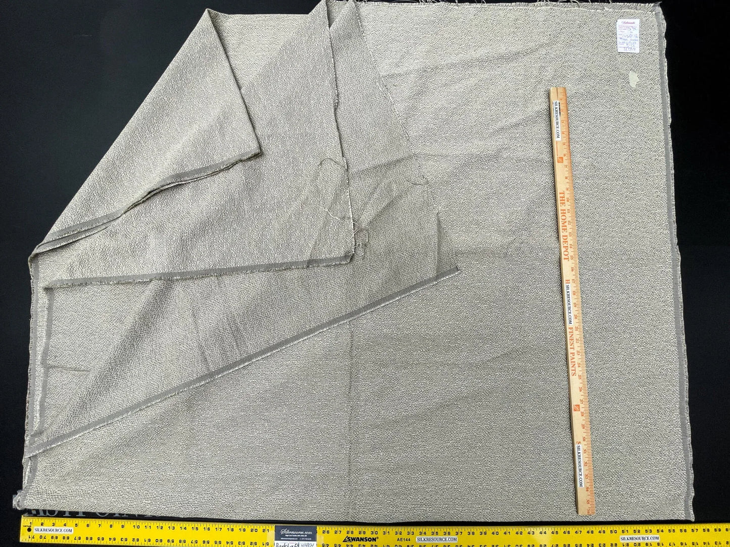 7 Berkbox59 4.6 yard Scalamandre Woven Pebble Texture Modern Luxury Gray