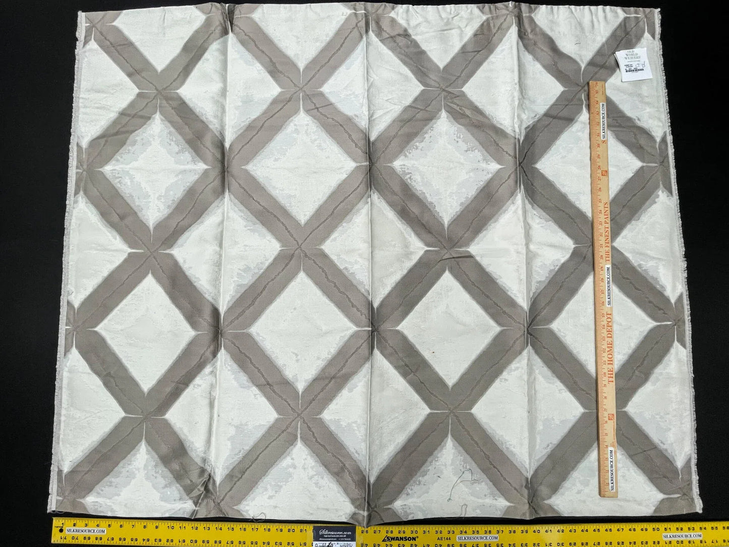 2 Berkbox60 1.2yard Scalamandre COSMIC RAY Starlight Diamond Brown Cream  MSRP USD204/y