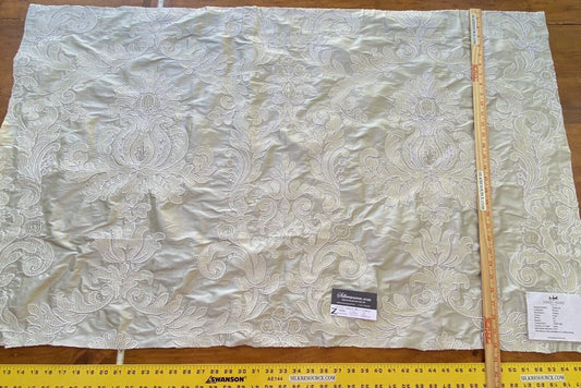 1 Boxz Scalamandre 0.9 Yards James Hare Pimlico Frost