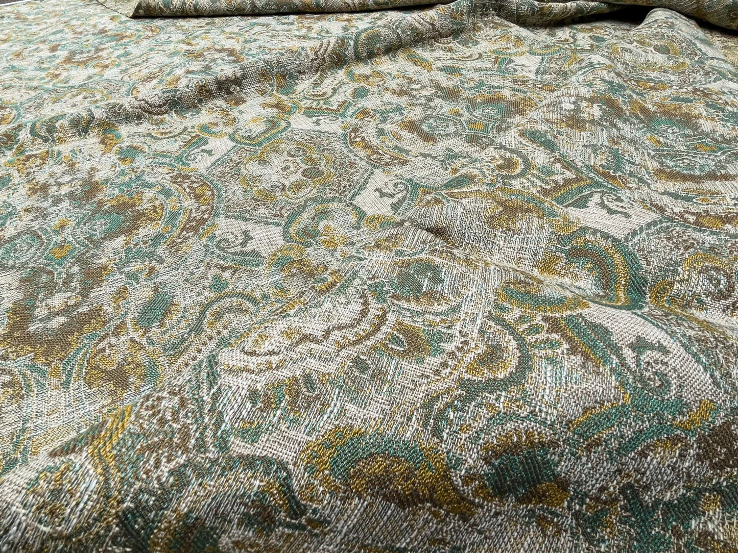 4 Berkbox60 1.5 yard Scalamandre VELORUM Nile Sun Abstract Medallion Paisley MSRP USD236/y