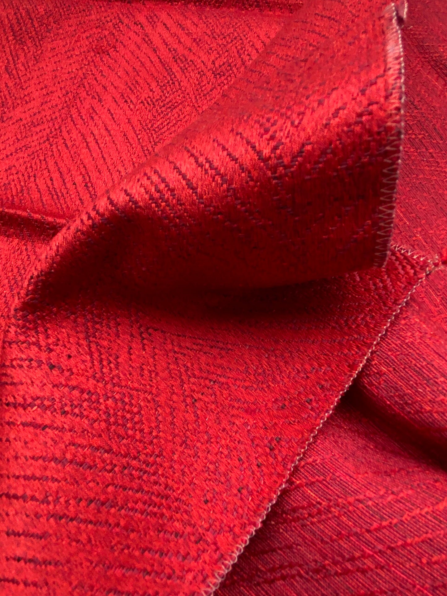 15 Berkbox90 Square Jacquard by Old World Weavers Jet Set M1 Bloody Mary Red Solid Polyester MSRP USD300+/y