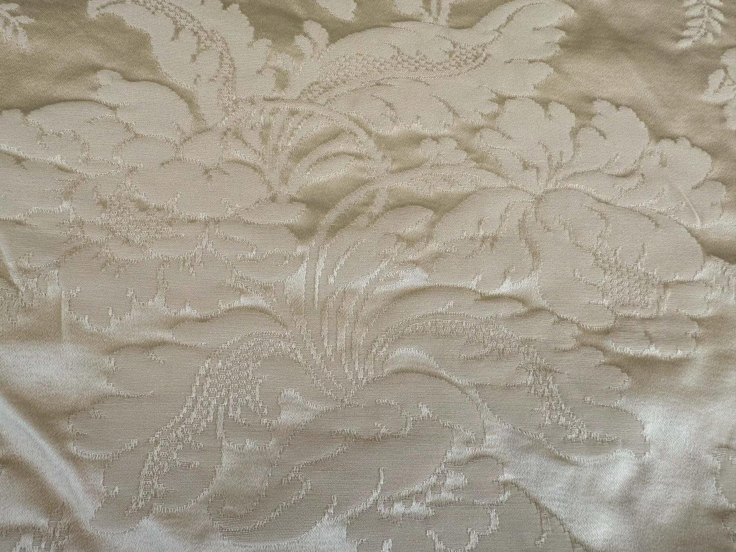 2.8y Scalamandre Leleivre Paris Alicante Damask White Cream Beige Damask Floral Renaissance Historic Viscose MSRP USD604/y