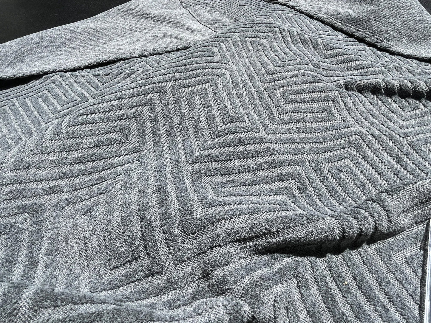 15 Berkbox61 1.2 yard Scalamandre MEANDER VELVET Smoke Cut Velvet Outdoor Dark Gray MSRP USD350/y