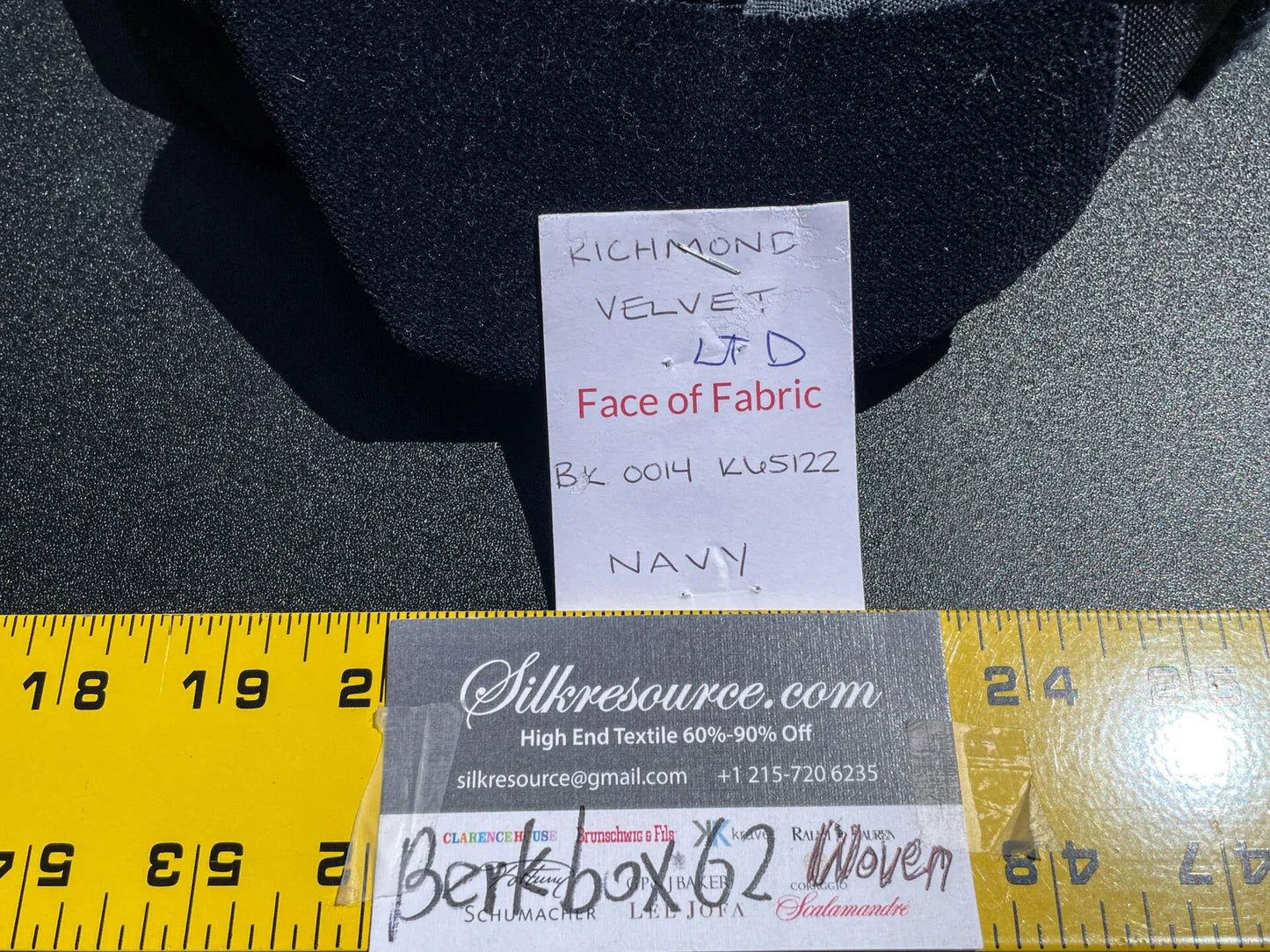 1 Berkbox62 1.5 yard Scalamandre RICHMOND VELVET Navy MSRP USD154/y