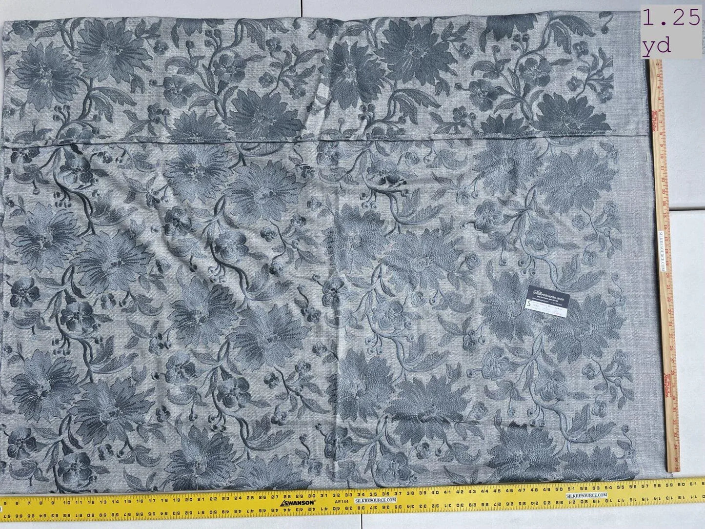 5 Box S Scalamandre Gray/blue