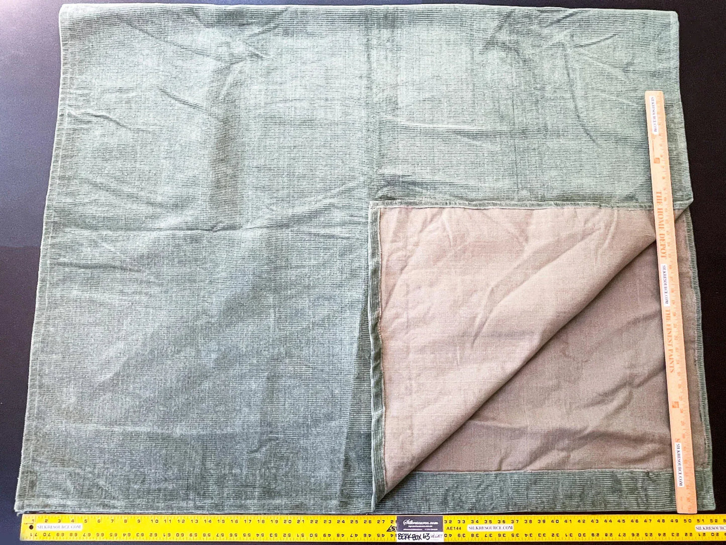 5 Berkbox63 2.4 yard Scalamandre Zerbino Forest Strie Cut and Uncut Velvet  Linen Green MSRP USD530/y