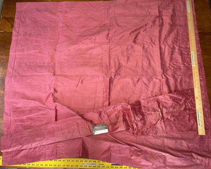 14 Boxv Scalamandre Square Showroom Sample 2.2 Yard Silk dupioni Rose Red