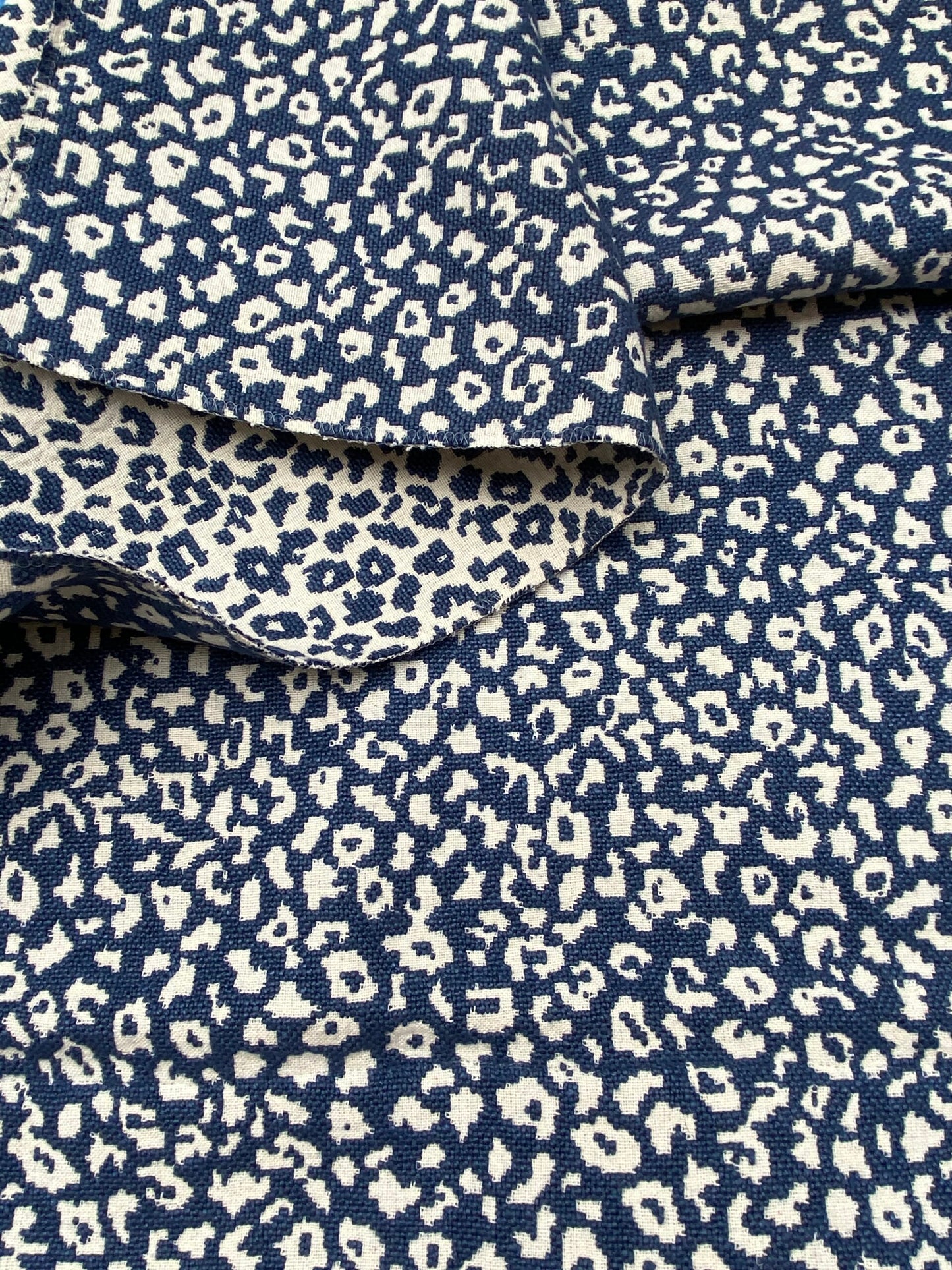 1 Berkbox92 Square Jacquard by Old World Weavers Kitten Navy Blue White Abstract Small Scale MSRP USD300+/y