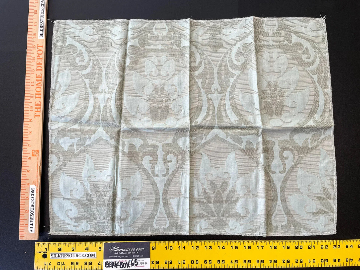 22 Berkbox65 17"x23" SQUARE Scalamandre Damask Large Pattern Gray