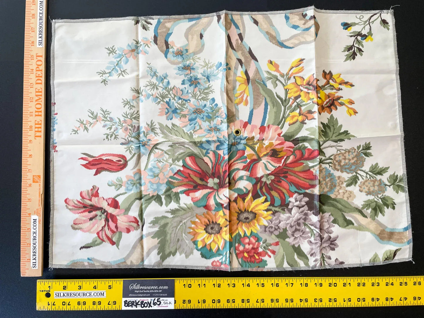 24 Berkbox65 17"x25" SQUARE Scalamandre Floral Print with Large Pattern