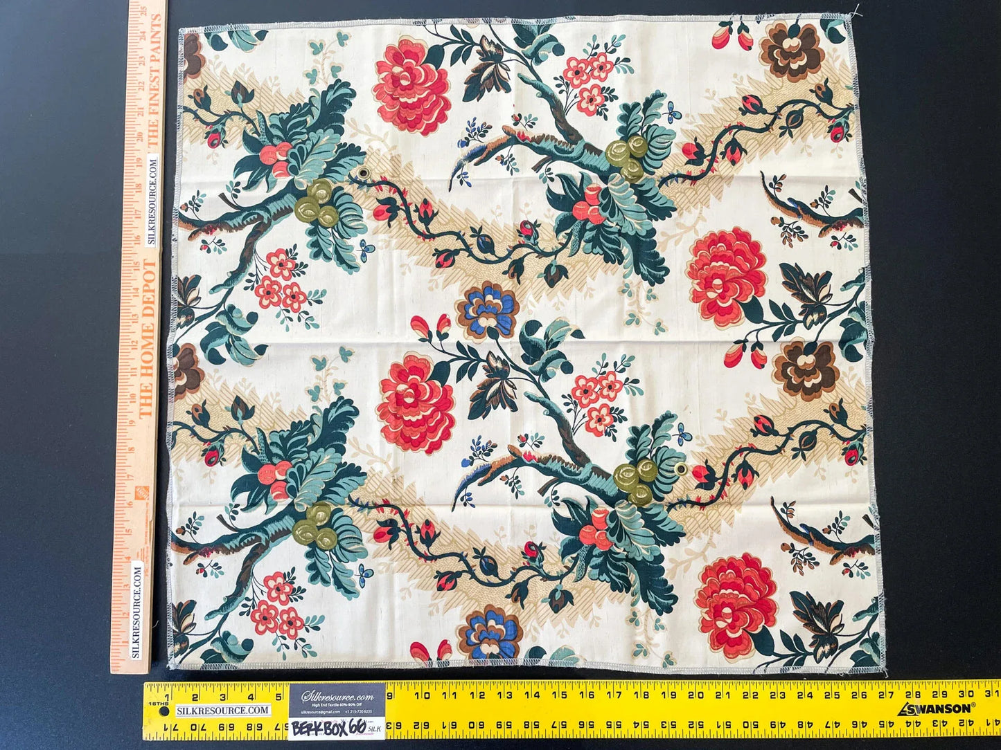 4 Berkbox66 24"x27" Scalamandre Floral Print  White Blue Green Large pattern