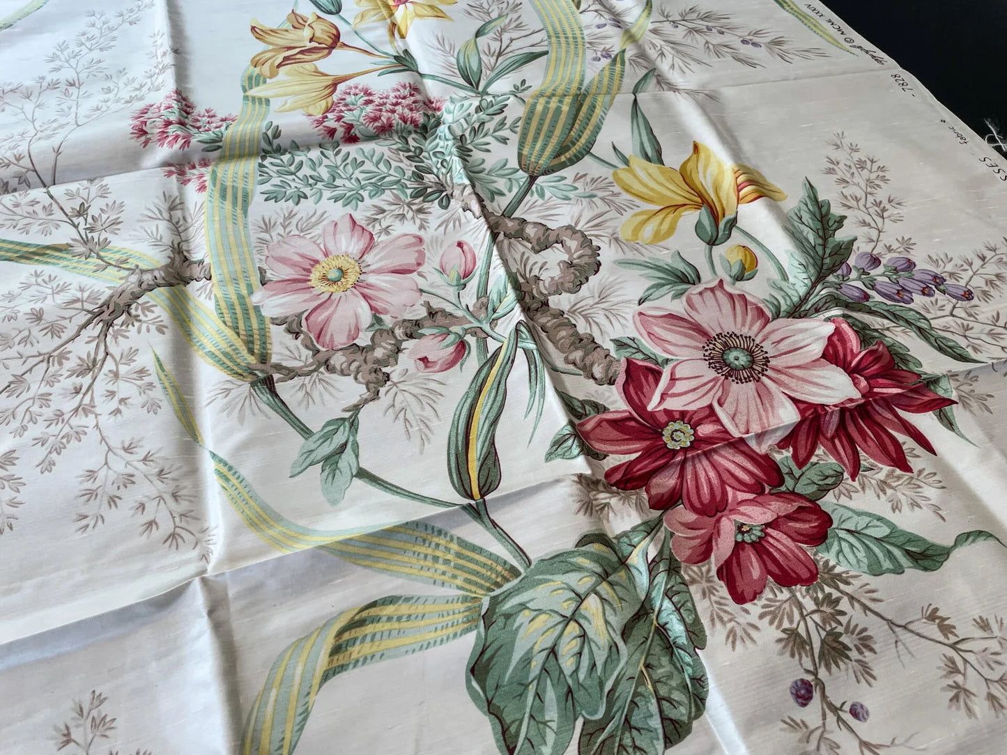 20 Berkbox66 28"x 1.2yard Scalamandre Floral 100% Silk Print Pink Red Yellow flowers on White
