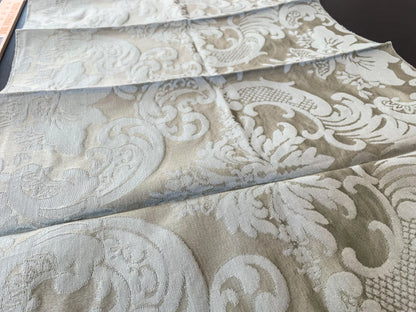 21 Berkbox66 25"x18" Scalamandre Botanical Gray Beige Large Pattern