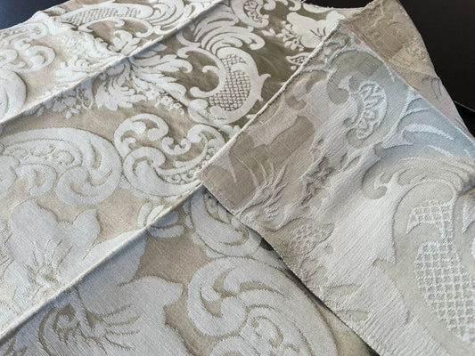 21 Berkbox66 25"x18" Scalamandre Botanical Gray Beige Large Pattern