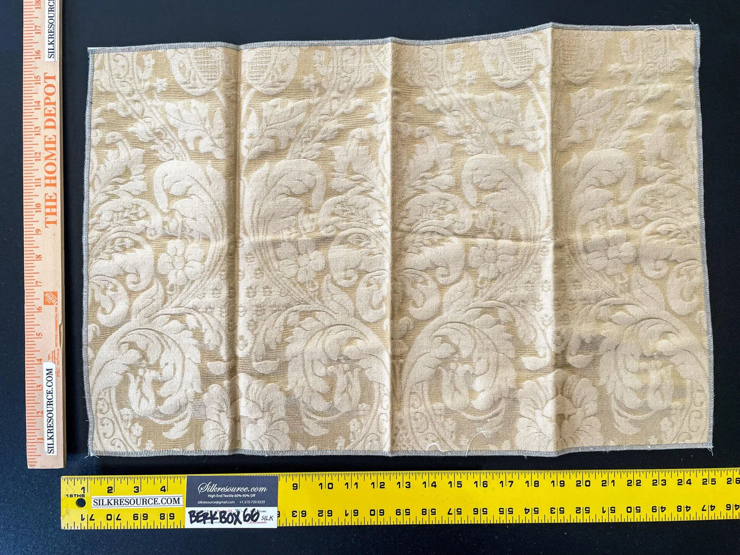 29 Berkbox66 27"x24" Scalamandre Renaissance Damask Beige Jacquard Woven