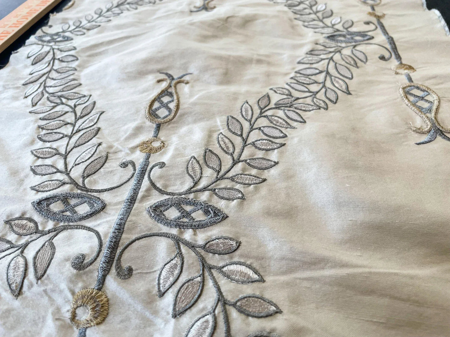 30 Berkbox66 15"x15" Square Scalamandre Floral Embroidery White Light Blue