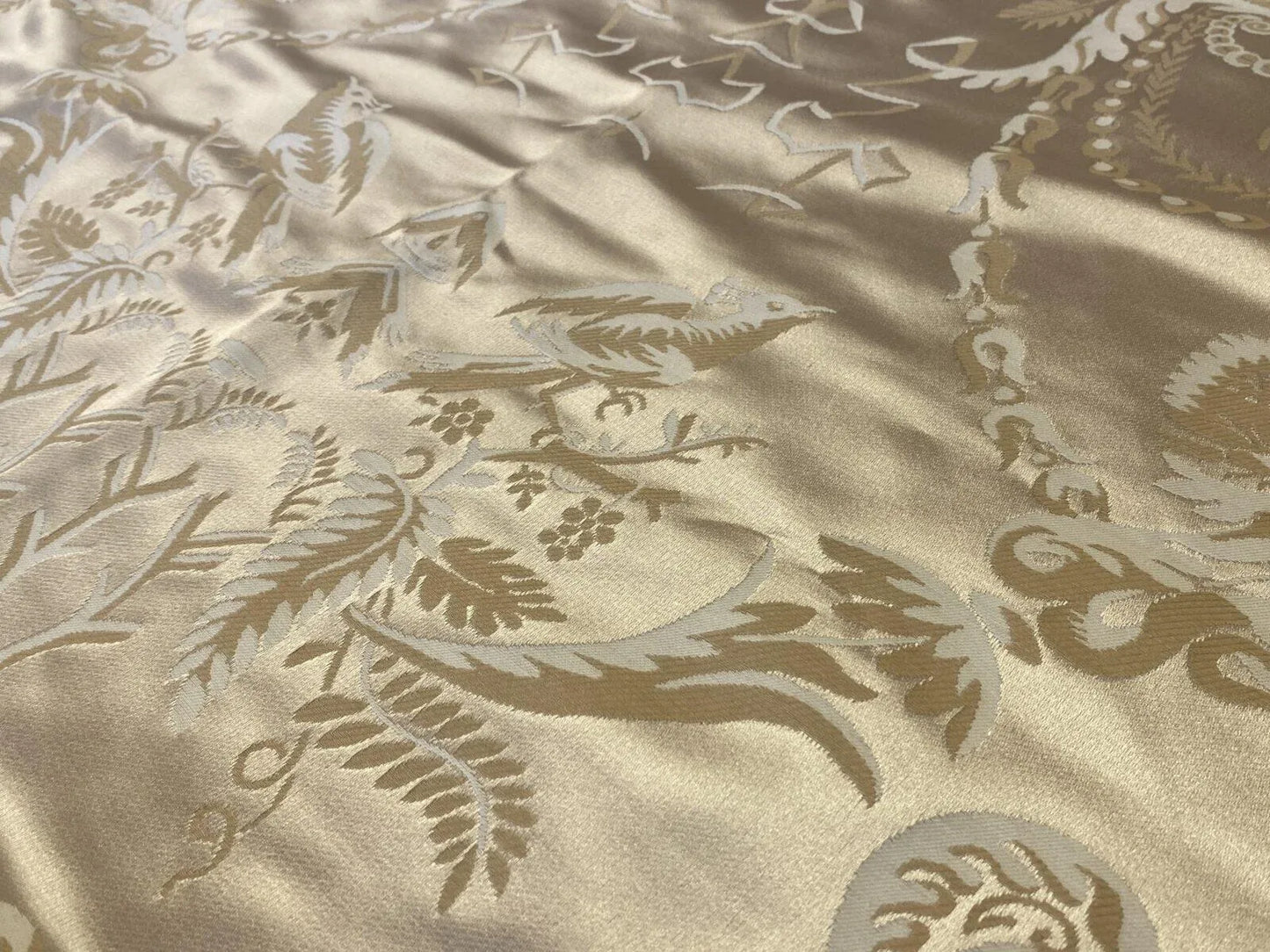 Scalamandre Louis Xvi MSRP USD 686/Y Neoclassical Hunting Hound Deer Birds Silk Lampas Cream Gold 1.1y