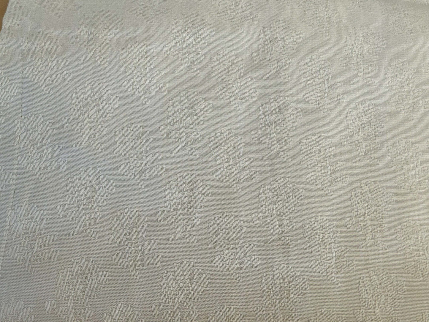 3 EV38 Scalamandre Petite Fleur Strie Cream Floral Small Scale Strie 2.4y MSRP USD318/y