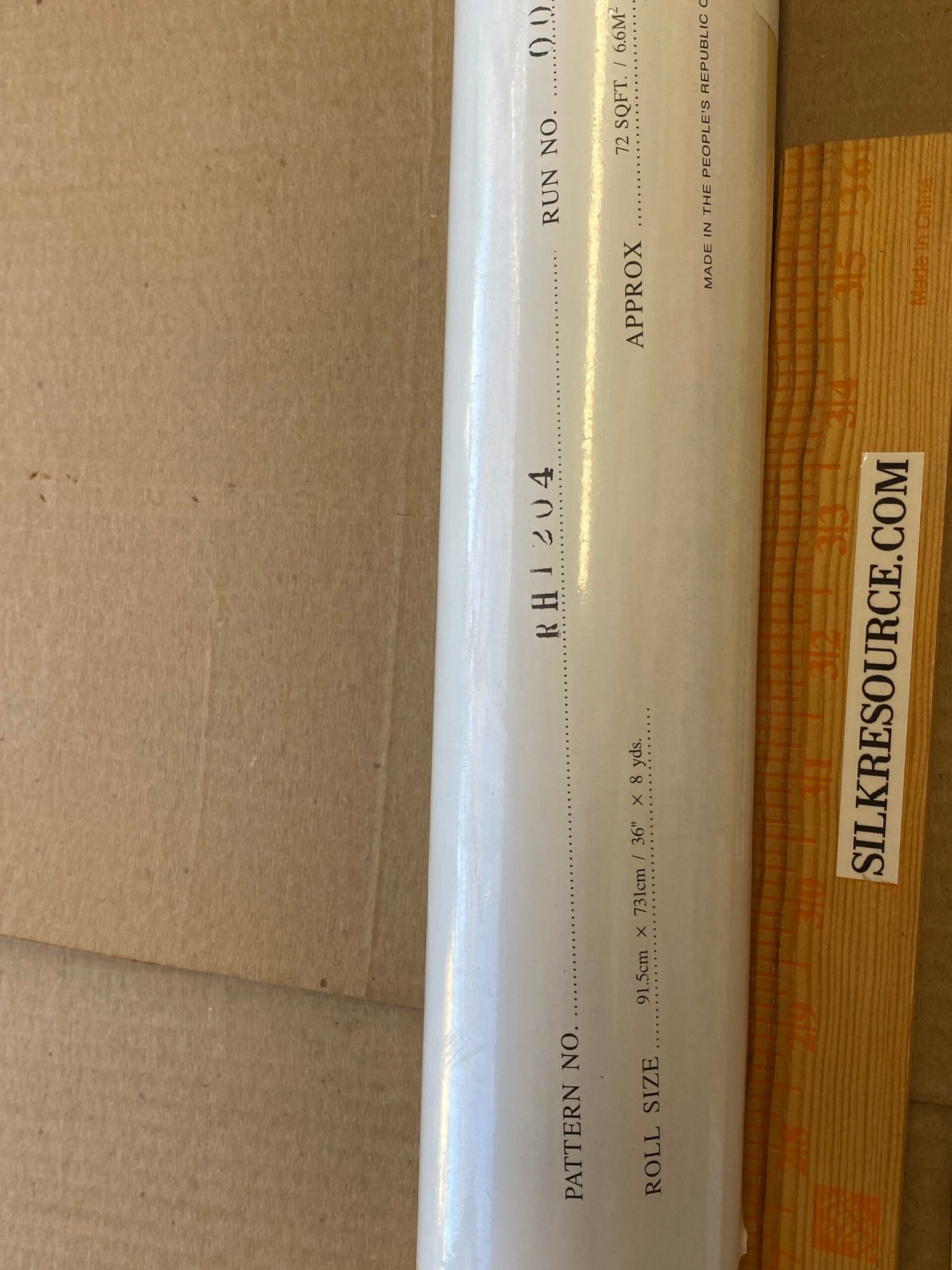 By yard Scalamandre Silk Walls Banana Wallpaper Silk on Paper Trimmed Plain Solid Texture MSRP USD 130/yard