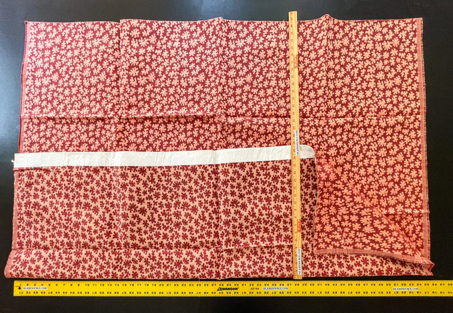 26 Berkbox68 56"x1.4yard Scalamandre JOANNA Red Abstract Botanical Foliage