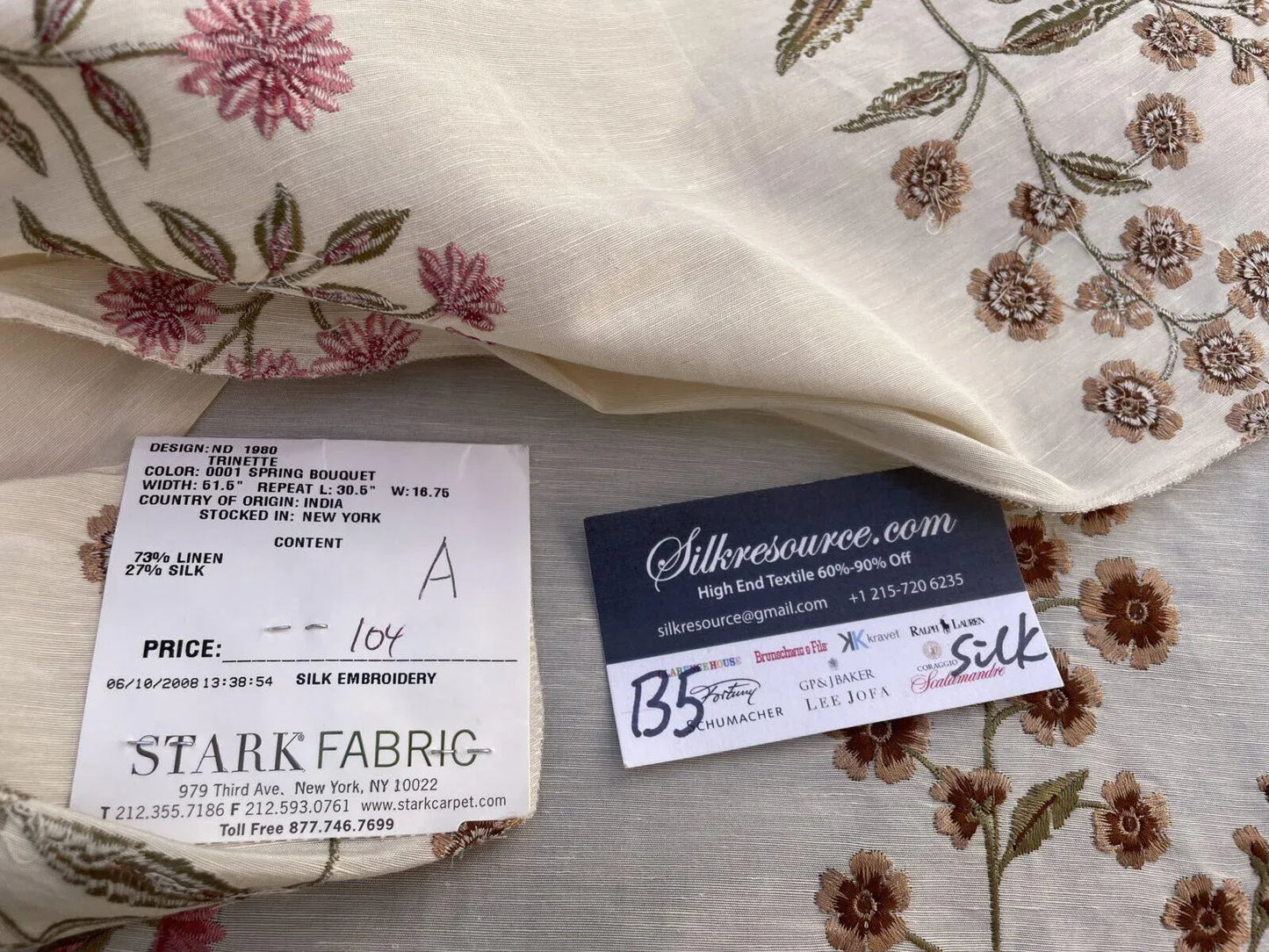 52a Berkbox5 Trinette 27×33 Scalamandre Silk Square Embroidery Beige Spring Bouquet MSRP USD 408/Y