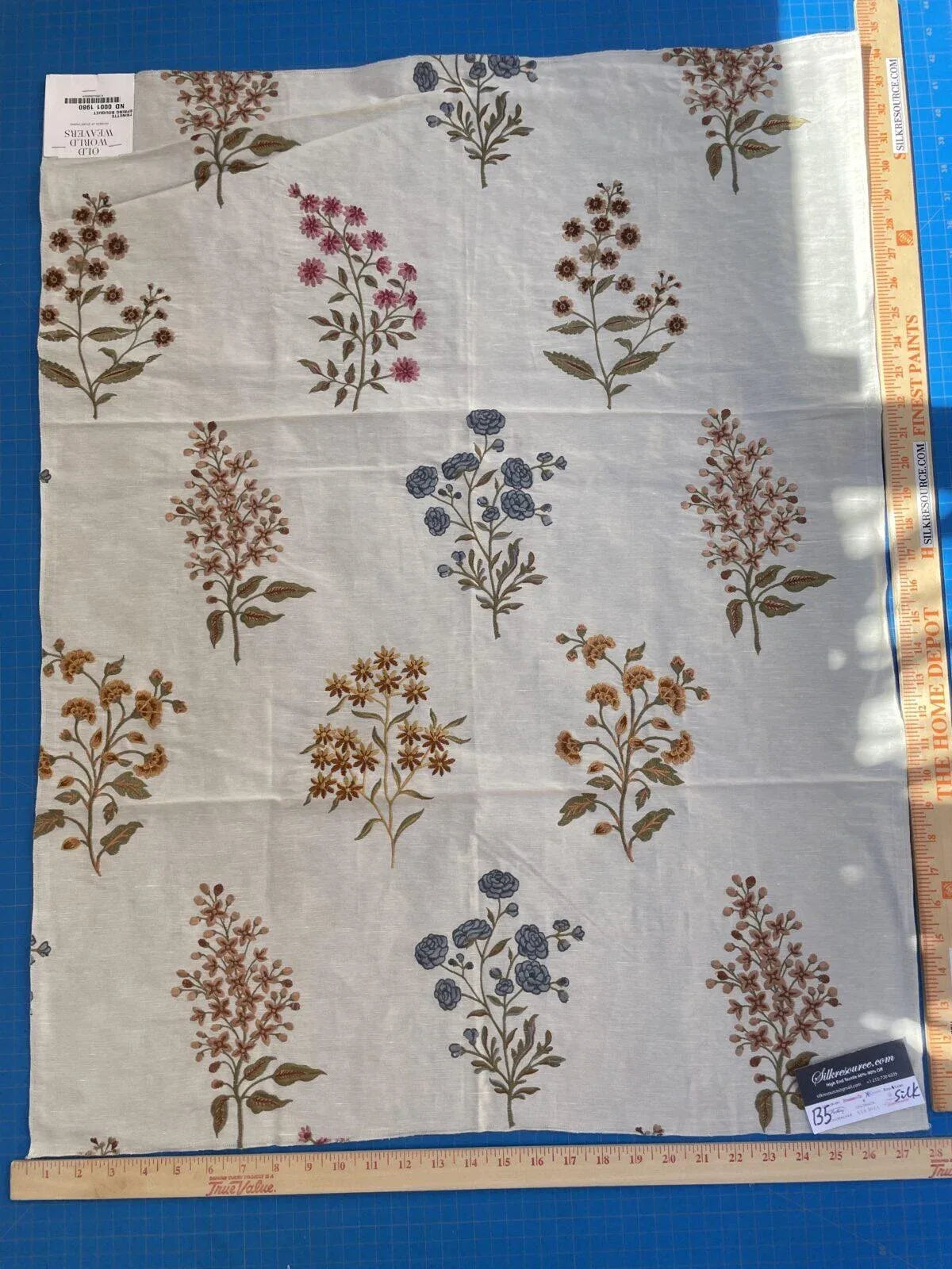 52e Berkbox5 Trinette 27×33 Scalamandre Silk Square Embroidery Beige Spring Bouquet MSRP USD 408/Y