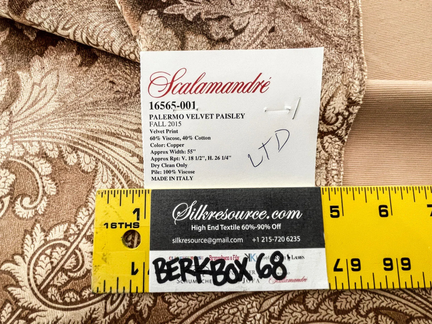 36 Berkbox68 27"x27" Scalamandre PALERMO VELVET PAISLEY Copper Velvet Print