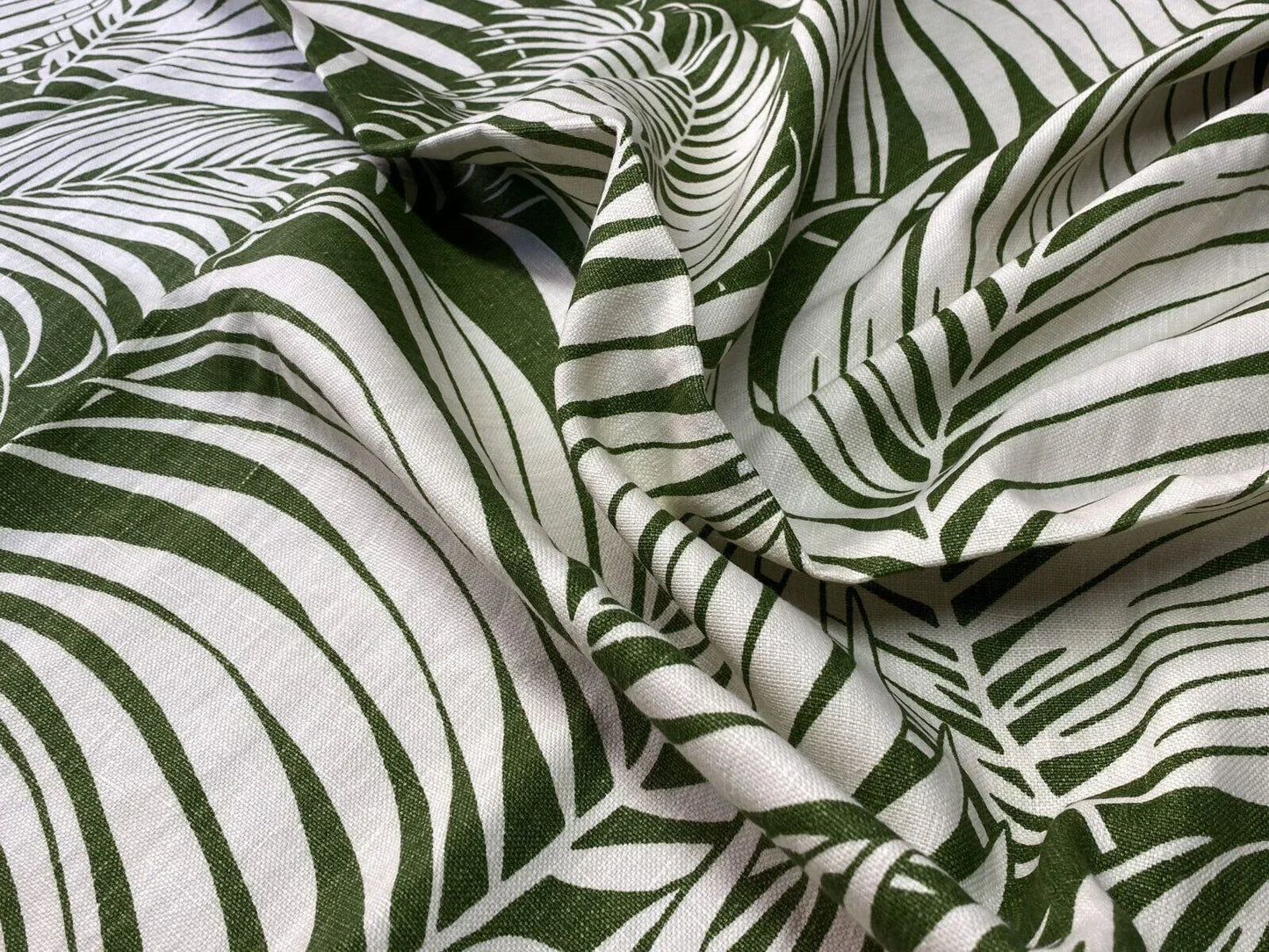 1.9yds Kravet Barclay Butera Bacularia Palms Tropical Foliage Green White Linen MSRP USD 129/Y