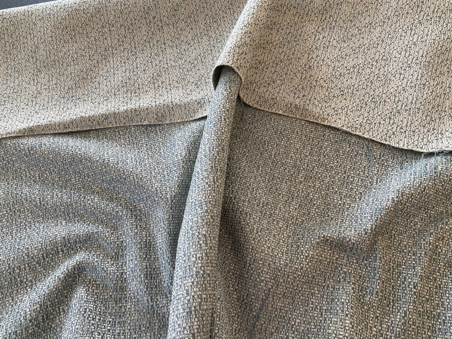 1y Scalamandre Flint Horizon Blue Strie Texture Solid MSRP USD266/y