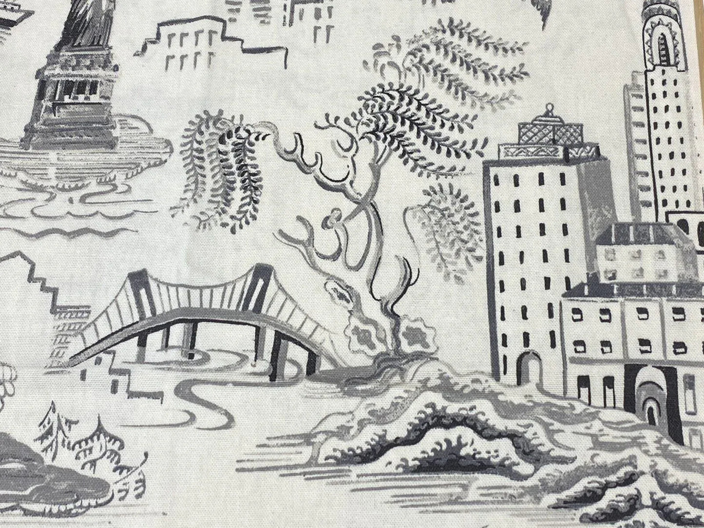 3.4yards Genevieve Gorder Toile New York City Landmarks Cotton Print Charcoal Black On White Statue Of Liberty