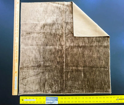 19 Berkbox67 26"x 26" Square Scalamandre Velvet Brown Plains Texture