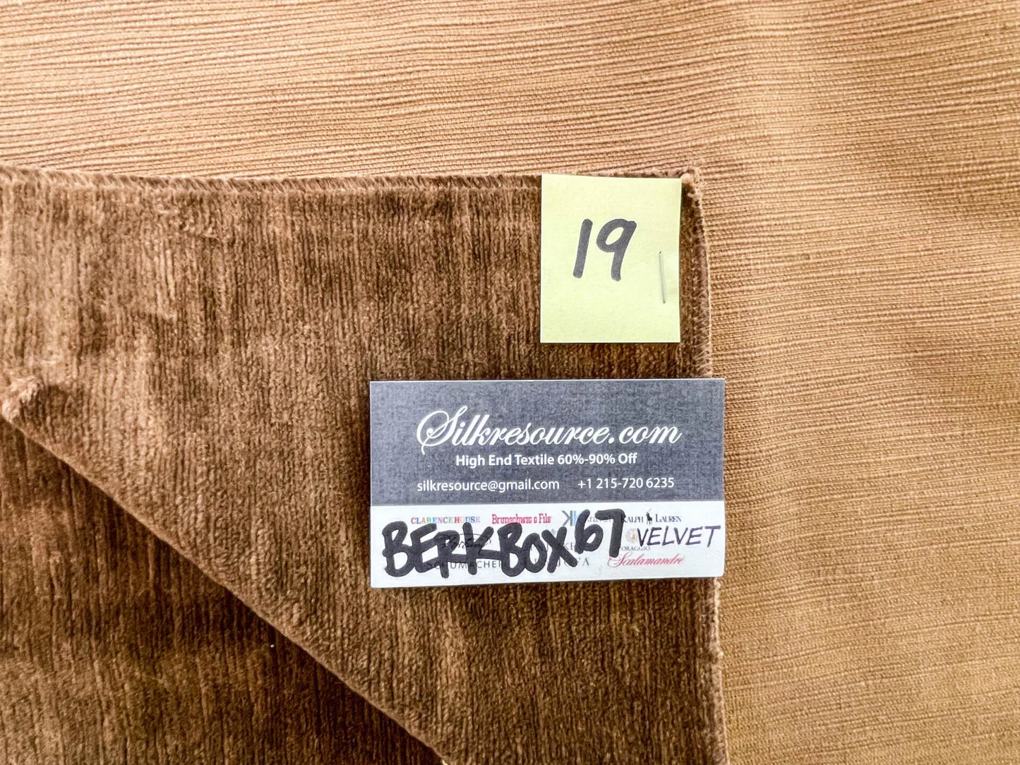 19 Berkbox67 26"x 26" Square Scalamandre Velvet Brown Plains Texture